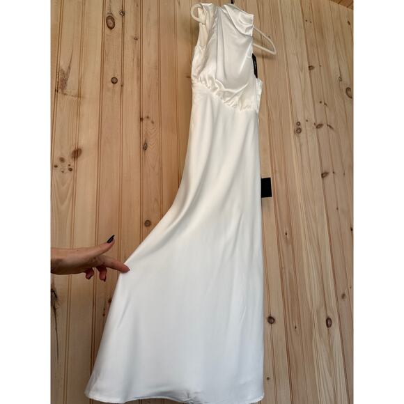 NWOT Lulus Distinctive Charm White Satin Asymmetrical Midi Dress Wedding Size S - Picture 7 of 9
